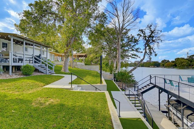951 Reiley Rd — N/A