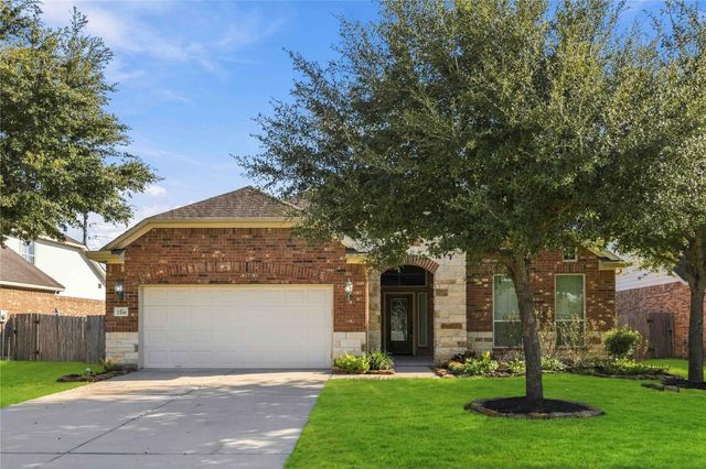 2210 Dama Dr — Kingdom Heights Sec 3