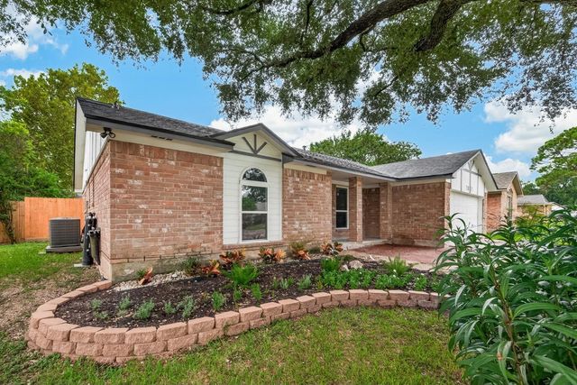 1811 Polley Ct — The Grove Sec 1
