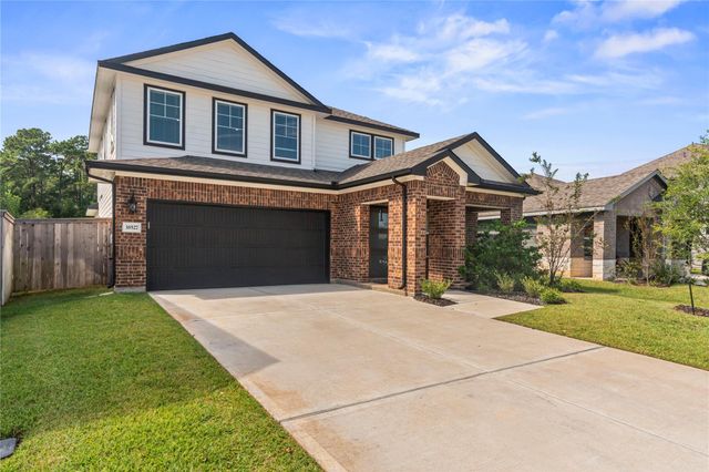 38527 Winding Meadows Dr — Magnolia Place