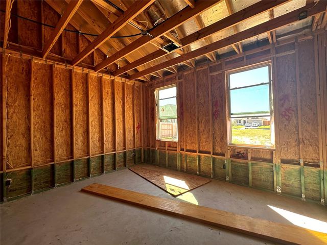 4507 Breezewood Dr — Briarwood Crossing