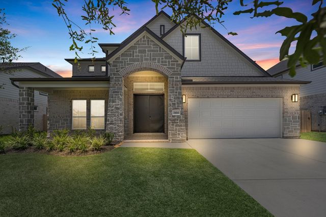 4518 Breezewood Dr — Briarwood Crossing