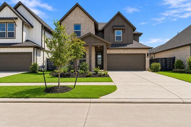 10931 Endeavor Dr — Austin Point