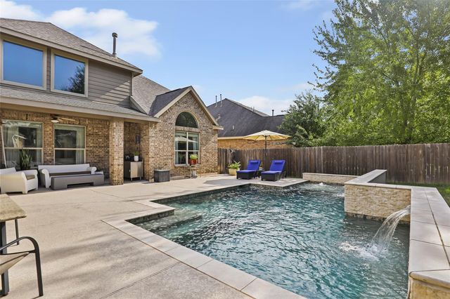 12626 Arnette Park Ln — Eagle Springs