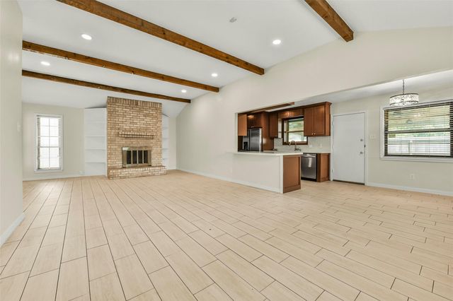 5003 Colombia Dr — Parkgate North