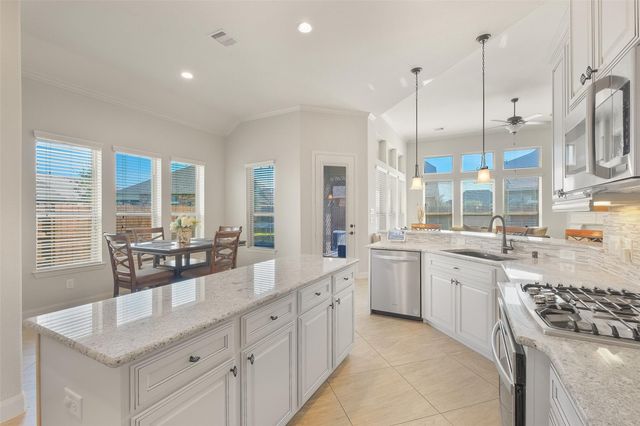 8111 Foster Gate Ct — Grand Mission Estates Sec 17
