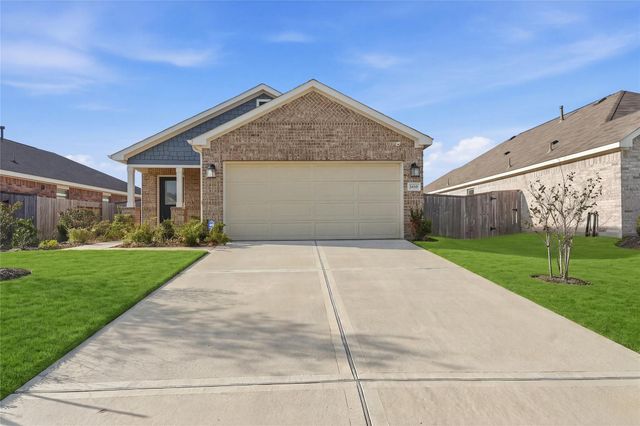 3410 Spanish Oak Ln — Millers Pond Sec 1