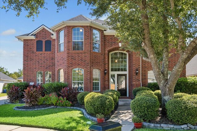 1403 Caine Hill Court — Victory Lakes