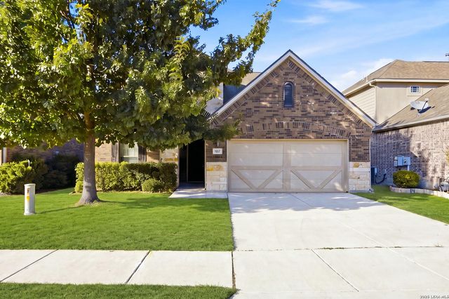 107 DOVETAIL ST — CHAMPION HEIGHTS - KENDALL COU