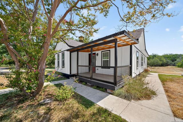 1203 Avenue J — SHOIN