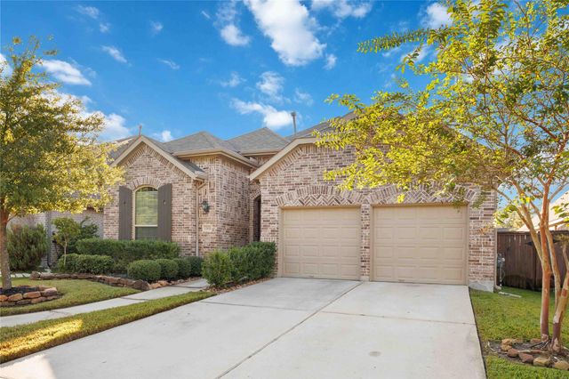 12610 Woodbourne Forest Dr — Groves Sec 20