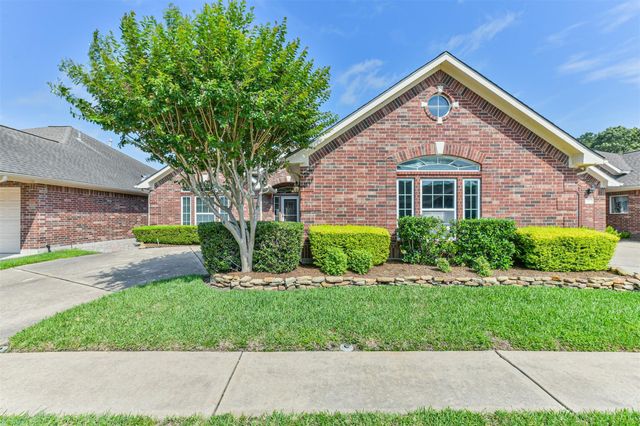 314 Parkwood Village Dr — Parkwood Village Sec 2 98