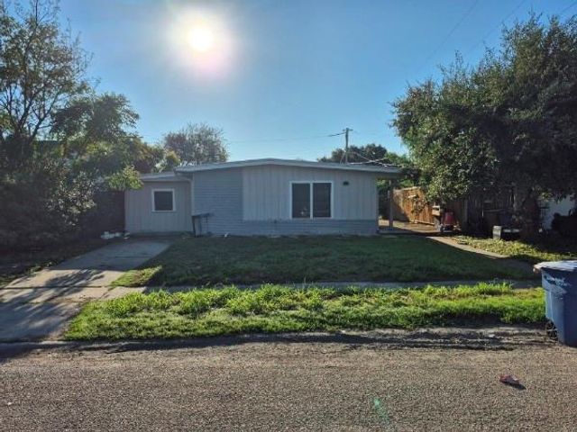 4926 Dody St — Nanjean Park