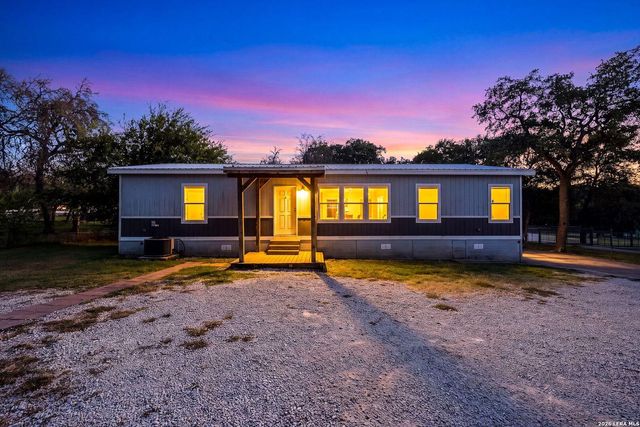 9251 Sailfish Dr — LAKESIDE ACRES
