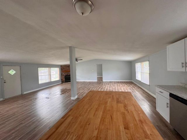 1300 Bob Smith Rd — BETANCOURTH PARK